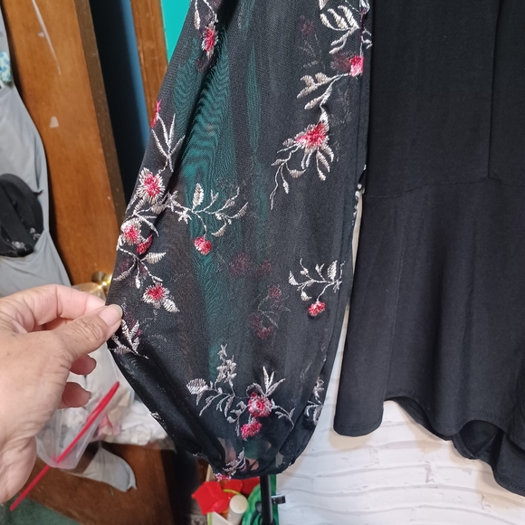 Perception concept top size xlarge black floral mesh sleeves boho fairy Whimsica - Picture 5 of 10
